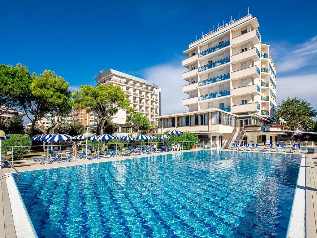Hotel Palace e Hotel Danieli a Bibione con piscina